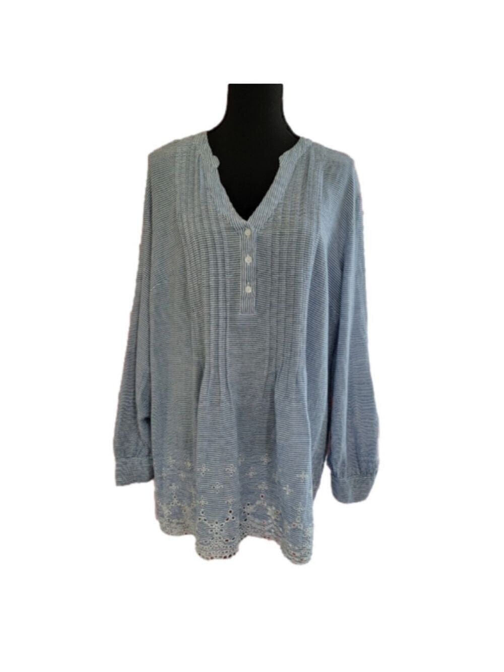 Style & Co Eyelet Vneck Striped Top Size XL EUC
